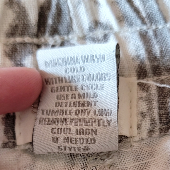 Like New Petite Style Me Lounge Off White Pants Gray Geo Pattern Size XL Petite - Picture 6 of 9